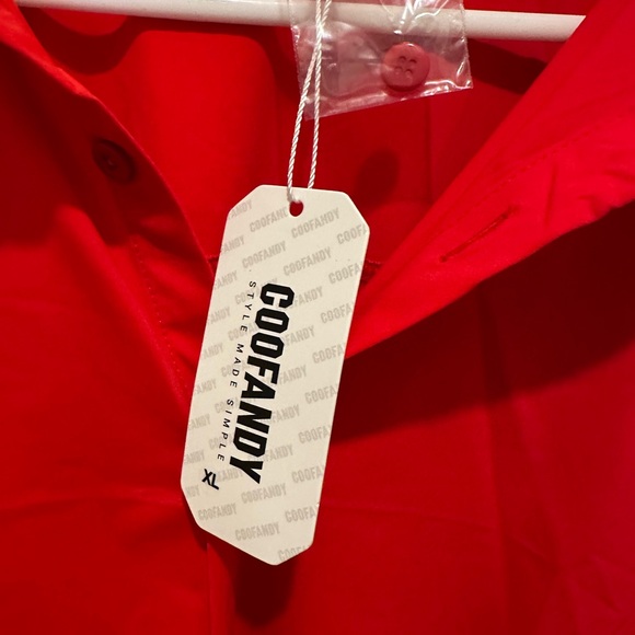 Red Button-Up blouse - Picture 5 of 6